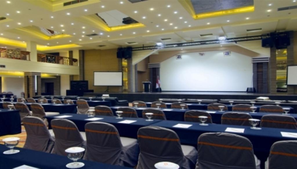 Aria Barito Hotel Banjarmasin  Exterior photo