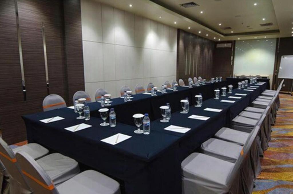 Aria Barito Hotel Banjarmasin  Exterior photo