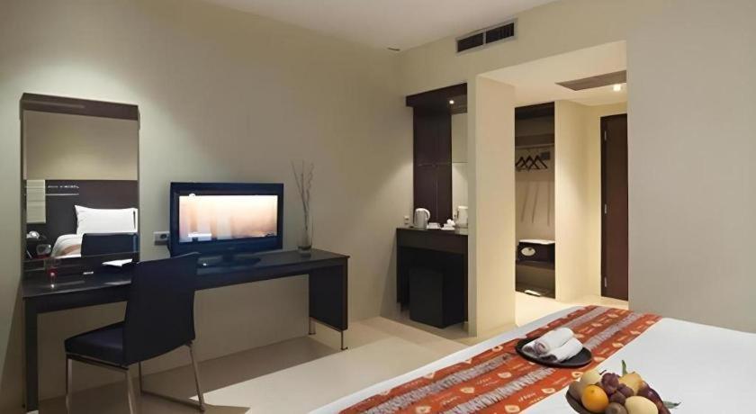 Aria Barito Hotel Banjarmasin  Exterior photo