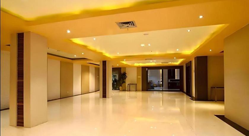 Aria Barito Hotel Banjarmasin  Exterior photo