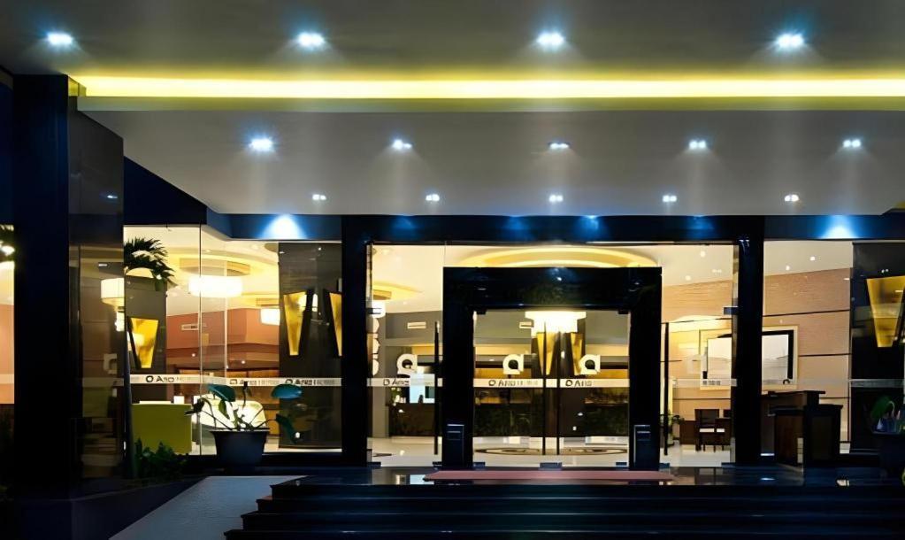 Aria Barito Hotel Banjarmasin  Exterior photo