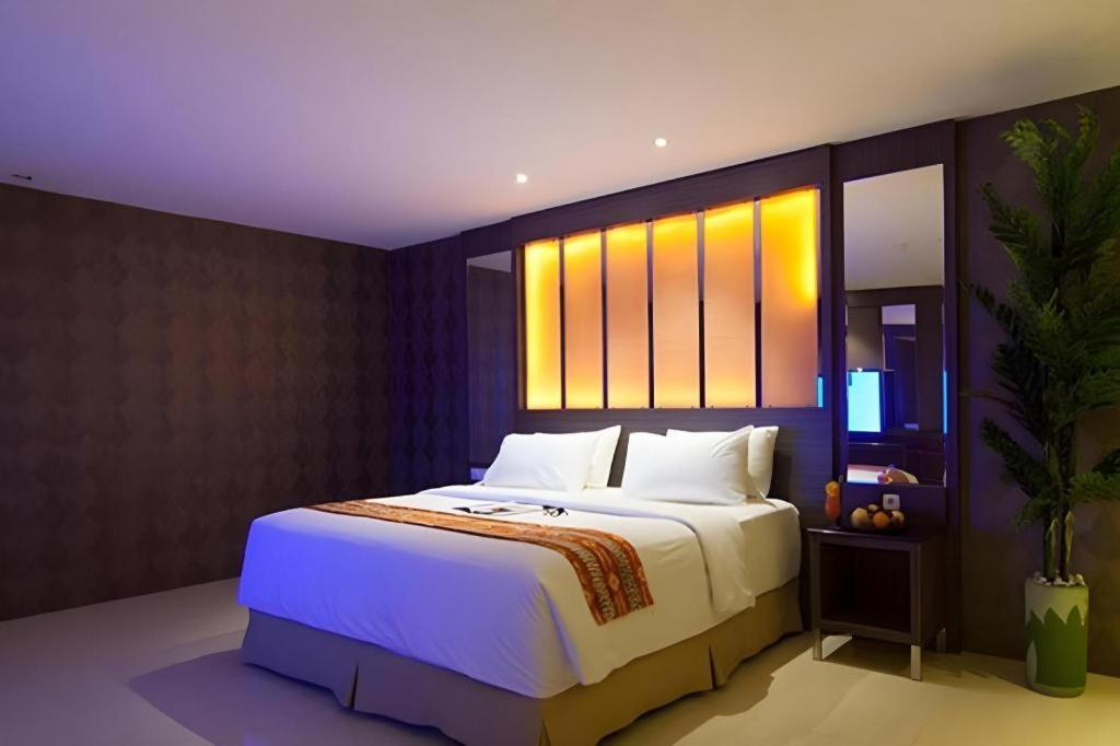 Aria Barito Hotel Banjarmasin  Exterior photo