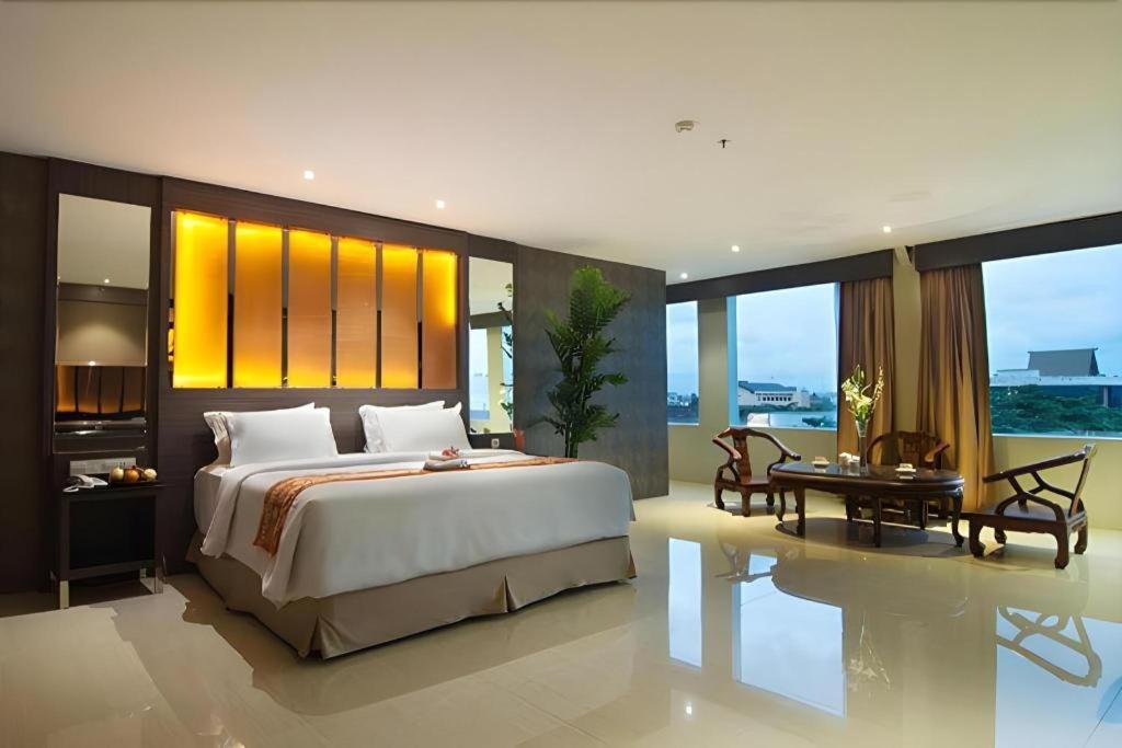 Aria Barito Hotel Banjarmasin  Exterior photo